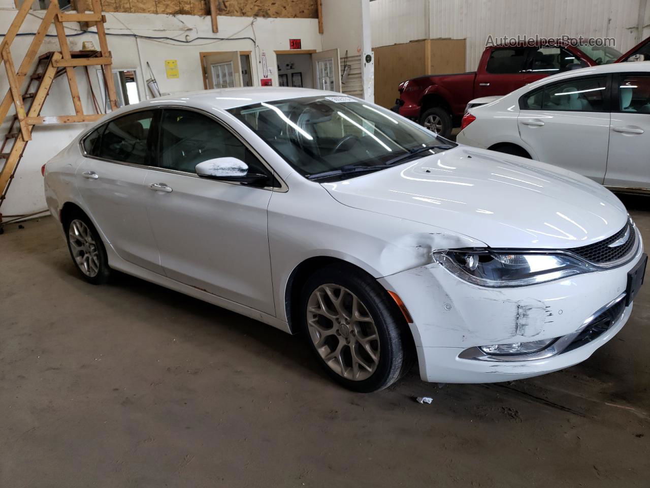 2015 Chrysler 200 C White vin: 1C3CCCEG6FN558043