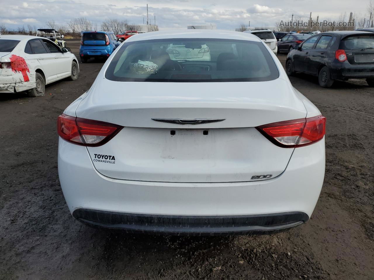 2015 Chrysler 200 Lx White vin: 1C3CCCFBXFN625729