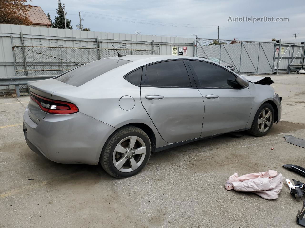 2015 Dodge Dart Sxt Silver vin: 1C3CDFBB2FD200001