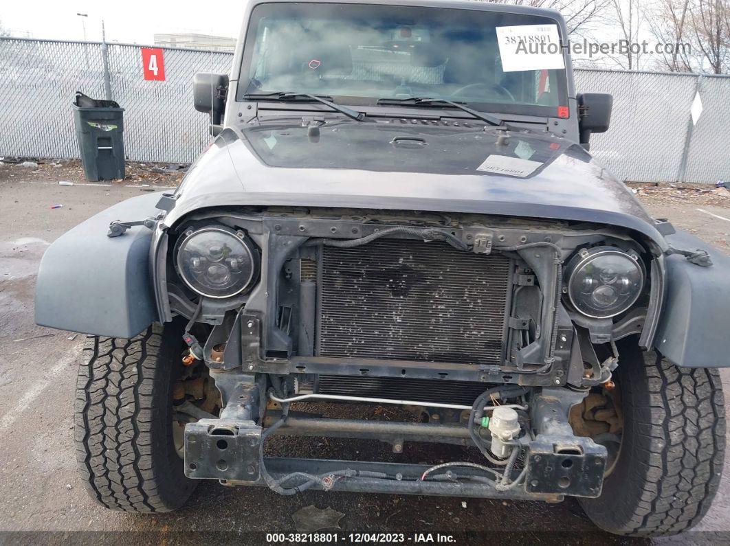 2014 Jeep Wrangler Sport Gray vin: 1C4AJWAG0EL256435