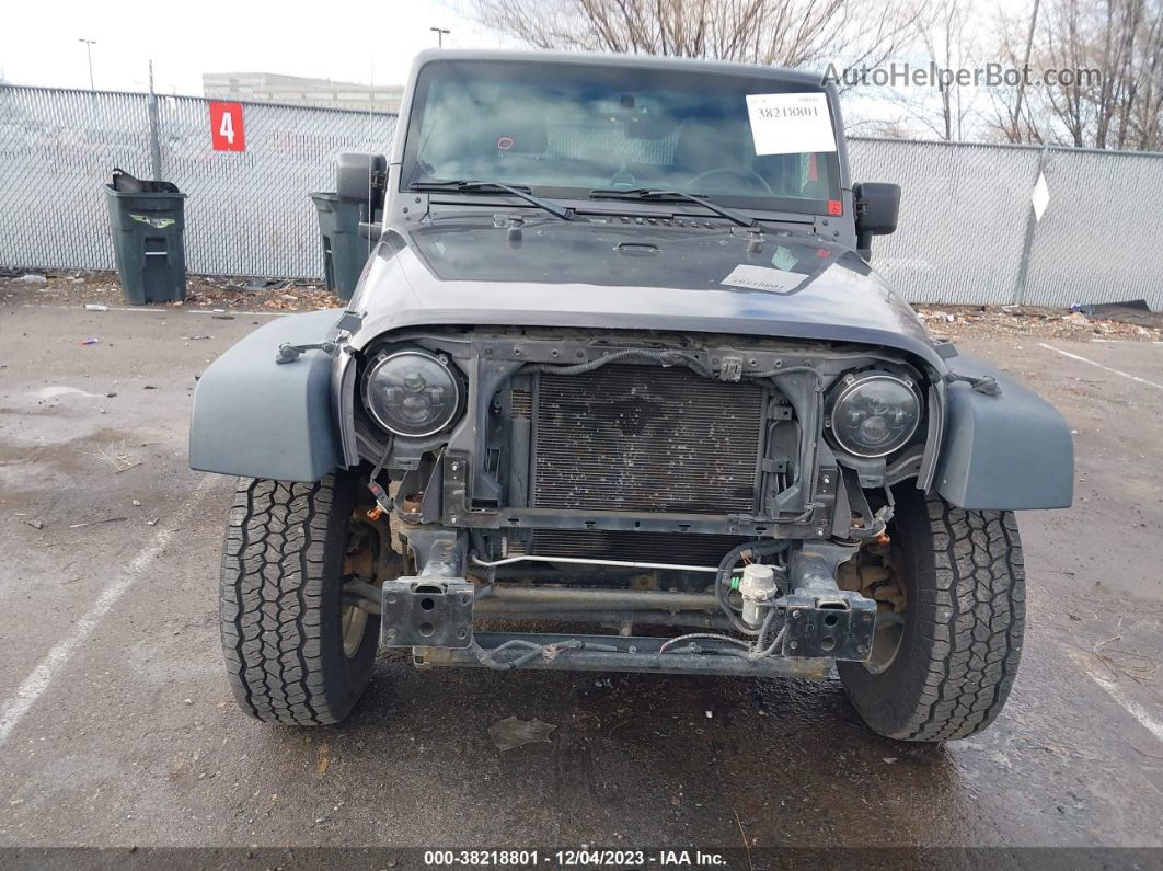 2014 Jeep Wrangler Sport Gray vin: 1C4AJWAG0EL256435