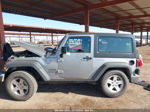 2017 Jeep Wrangler Sport 4x4 Silver vin: 1C4AJWAG2HL671633