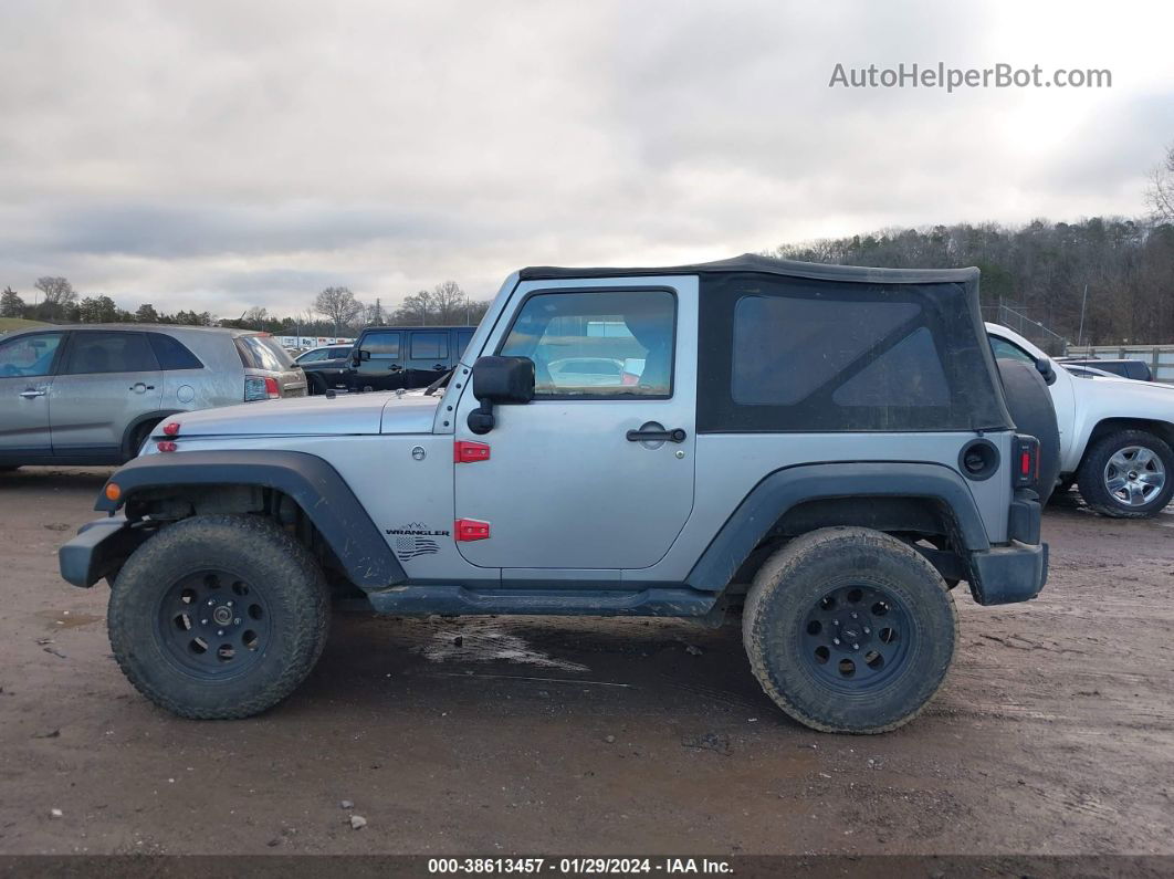 2014 Jeep Wrangler Sport Silver vin: 1C4AJWAG4EL321156