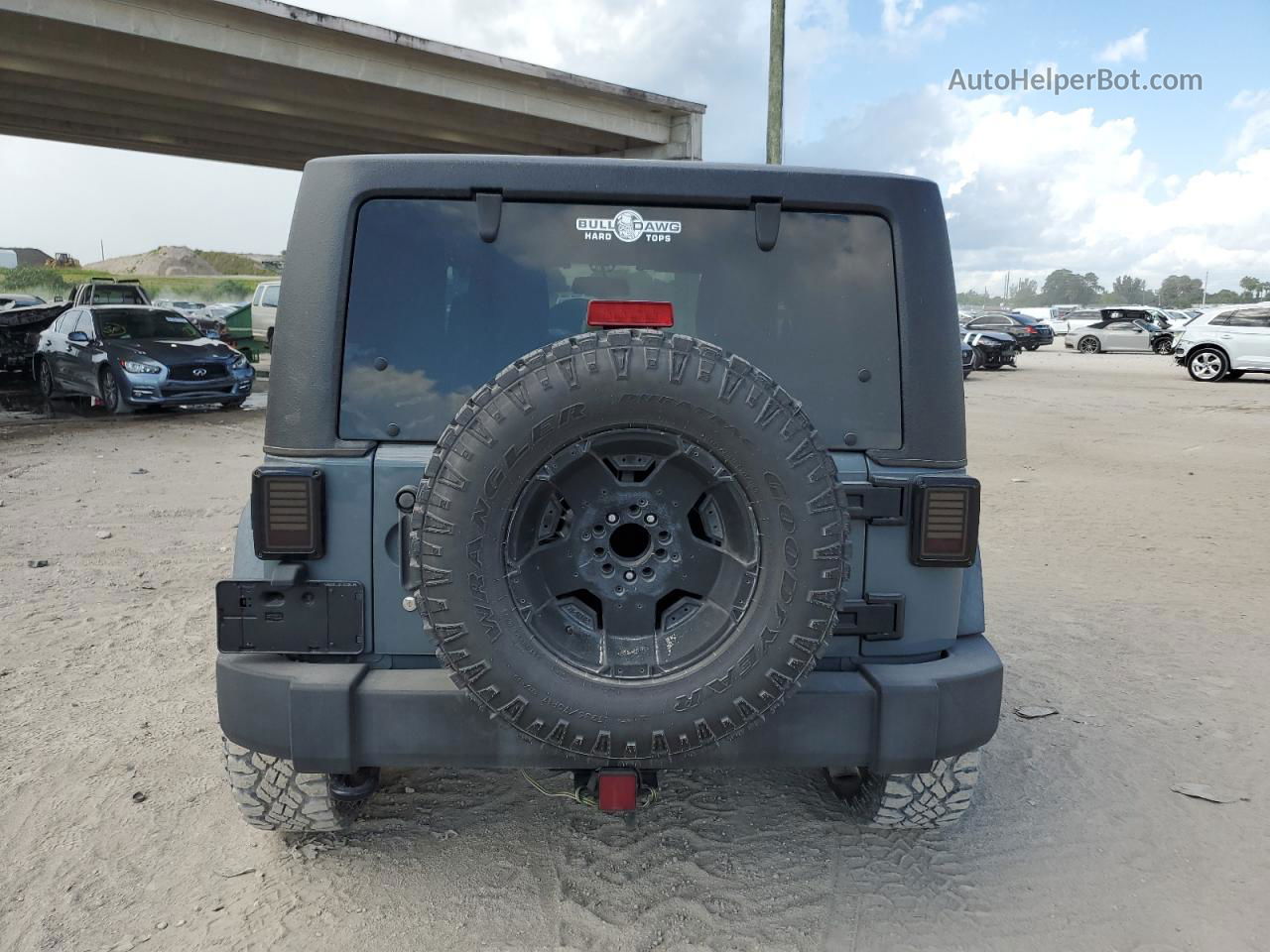 2014 Jeep Wrangler Sport Gray vin: 1C4AJWAG5EL285364