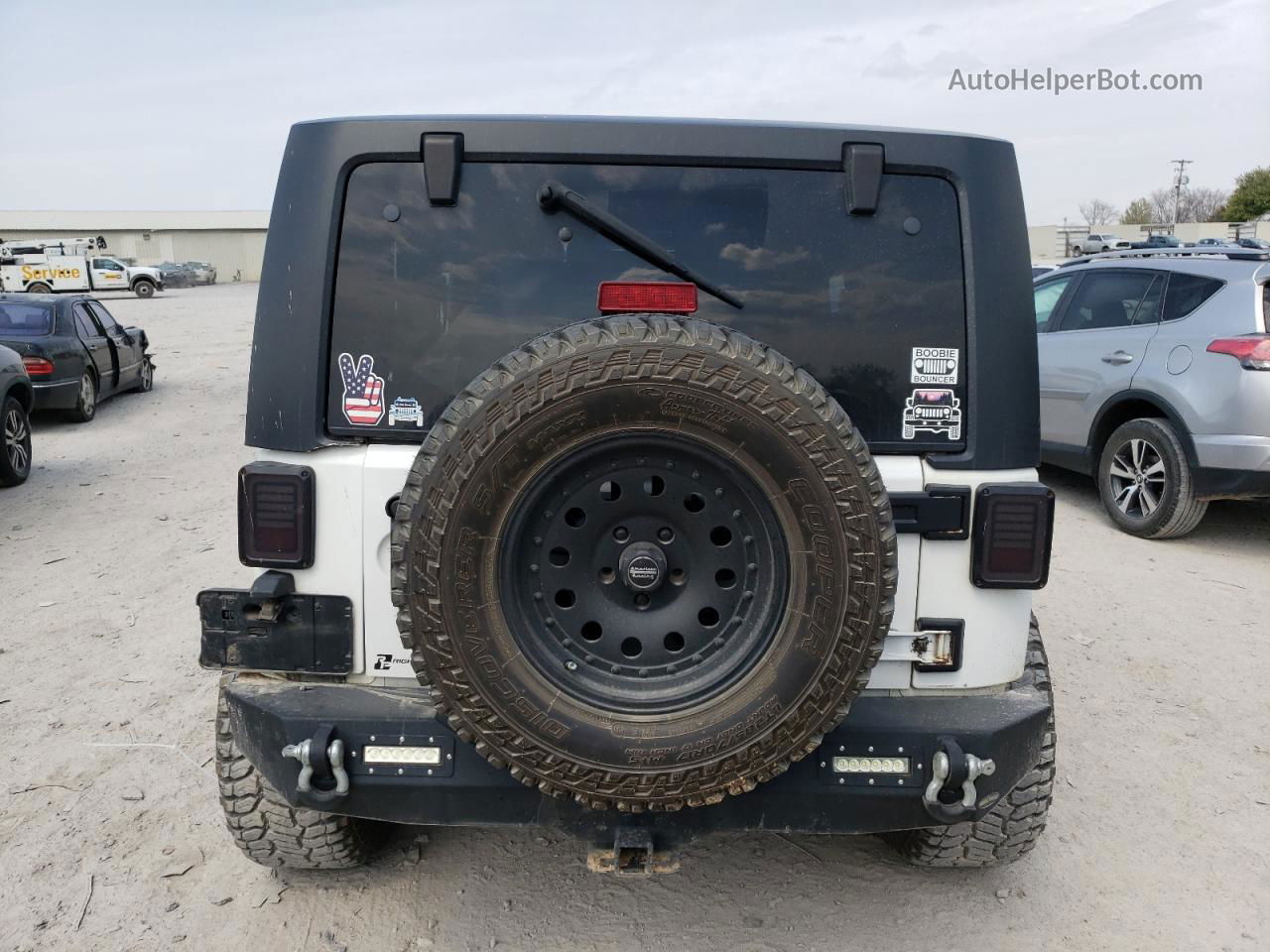 2014 Jeep Wrangler Sport White vin: 1C4AJWAG6EL107107