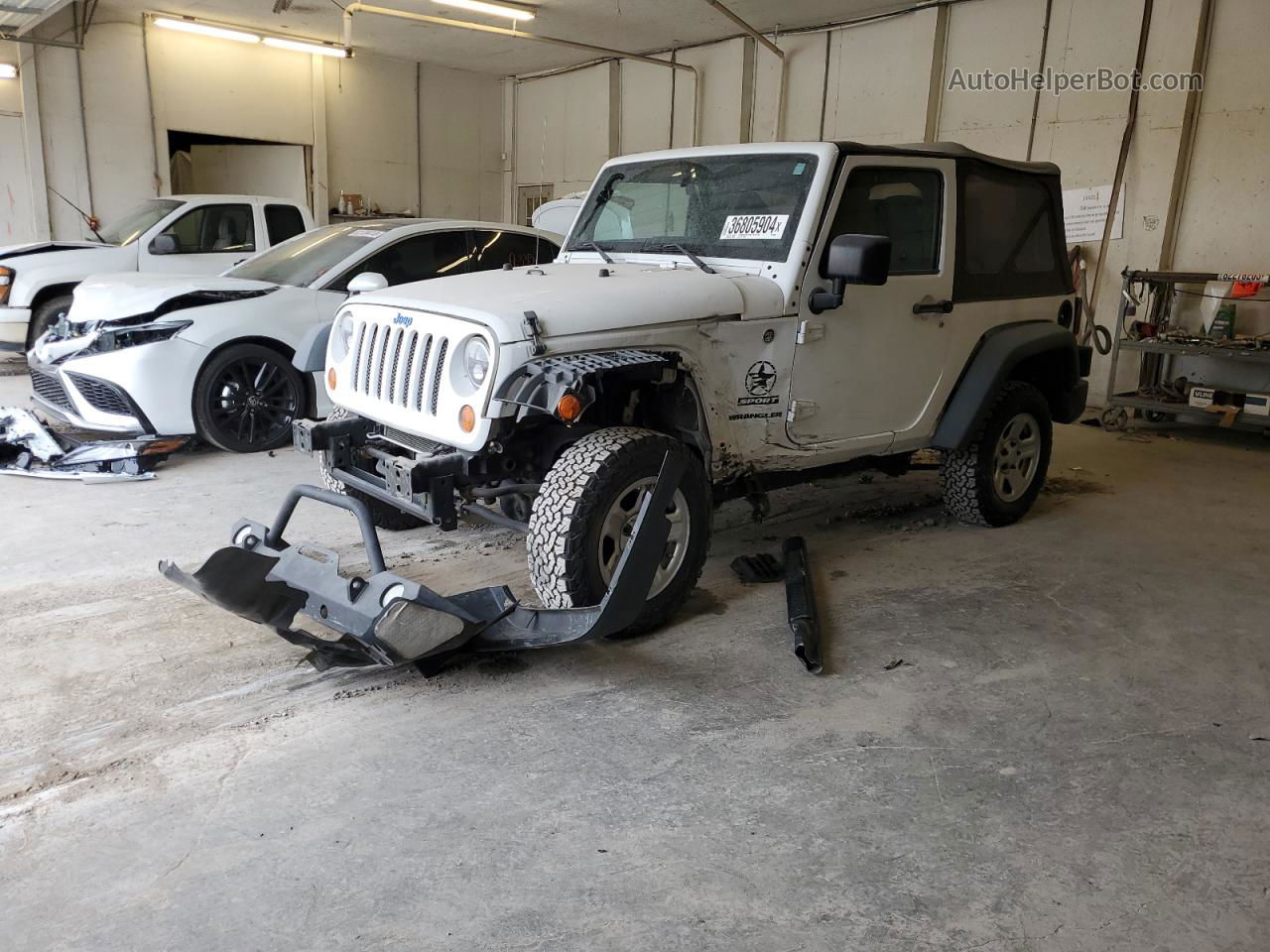 2014 Jeep Wrangler Sport White vin: 1C4AJWAG7EL156381