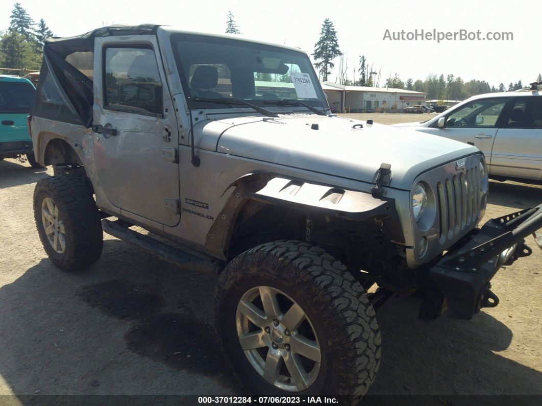 2014 Jeep Wrangler Sport Серебряный vin: 1C4AJWAG7EL188361