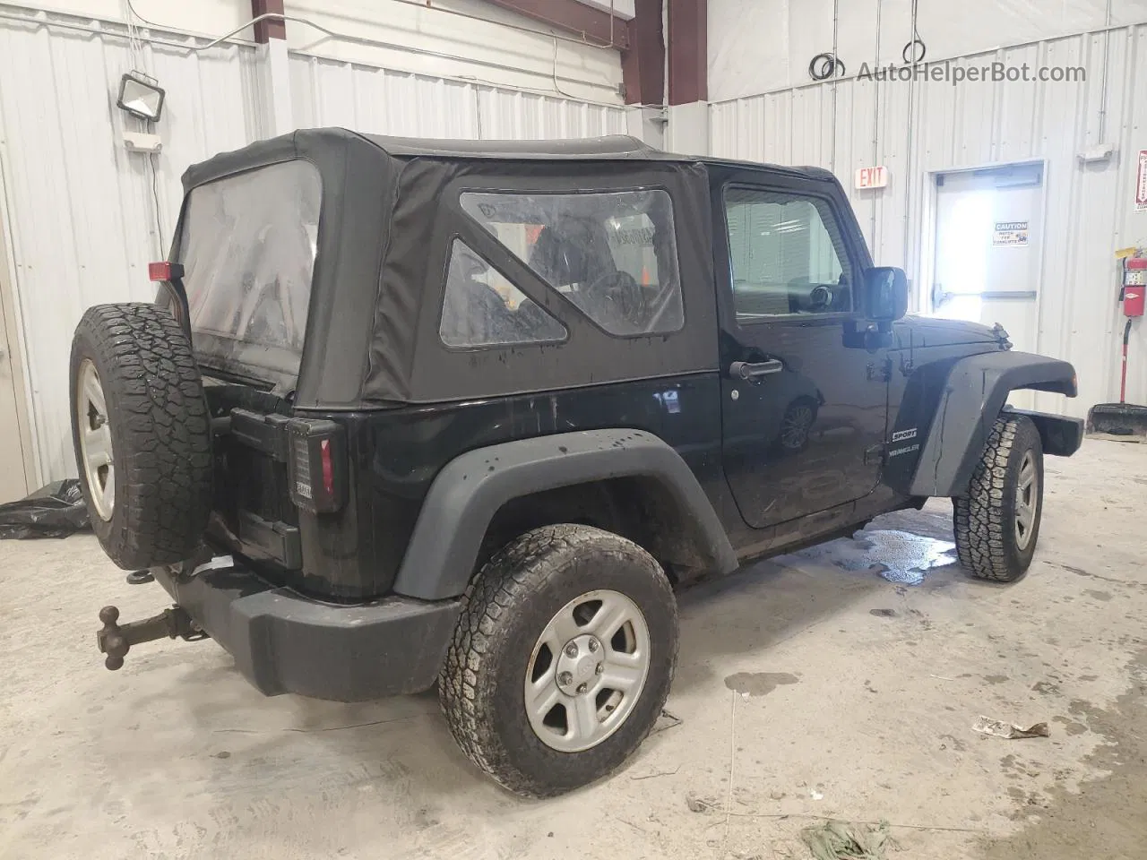 2014 Jeep Wrangler Sport Black vin: 1C4AJWAG8EL155840