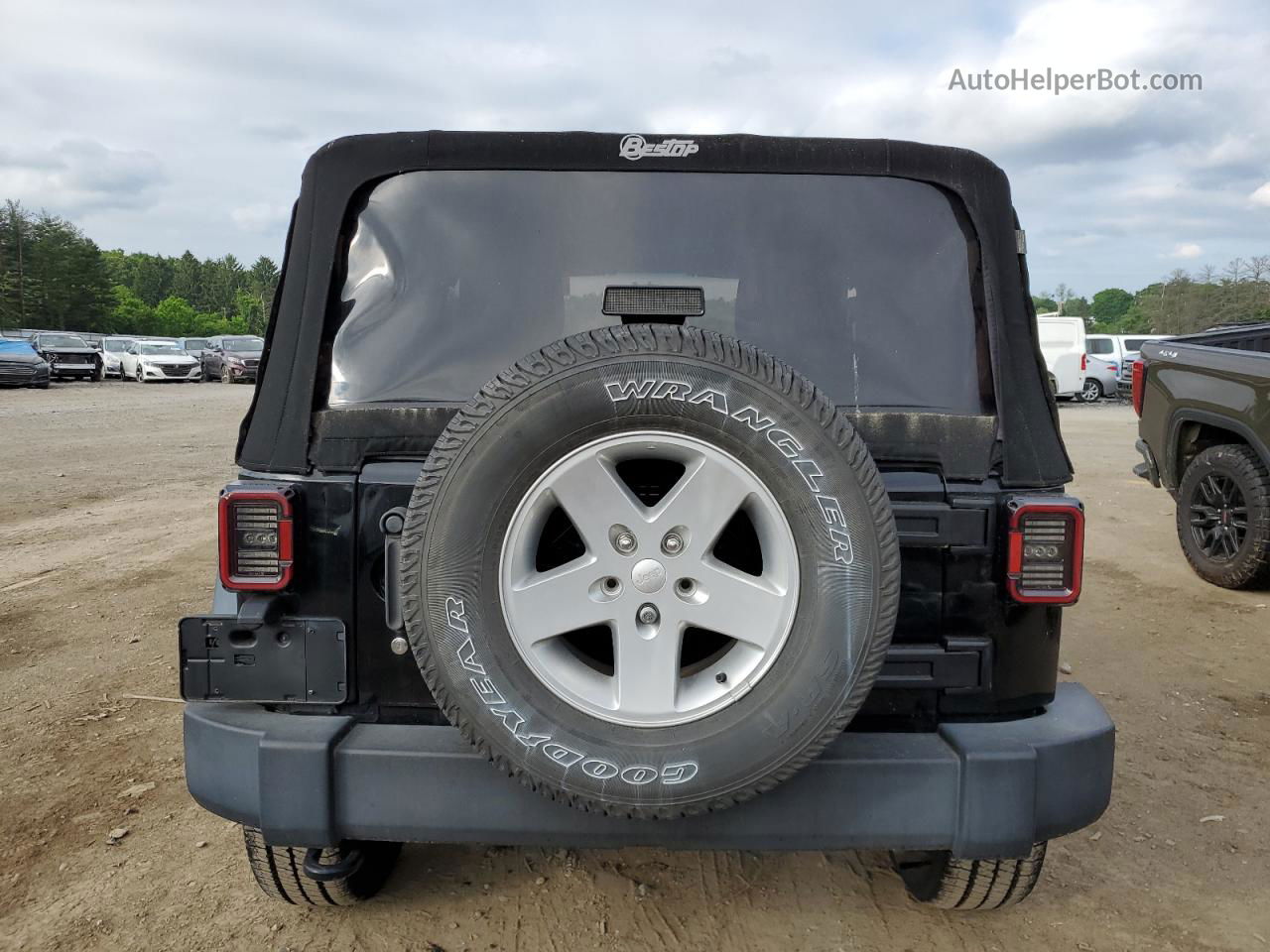 2014 Jeep Wrangler Sport Black vin: 1C4AJWAG8EL323573