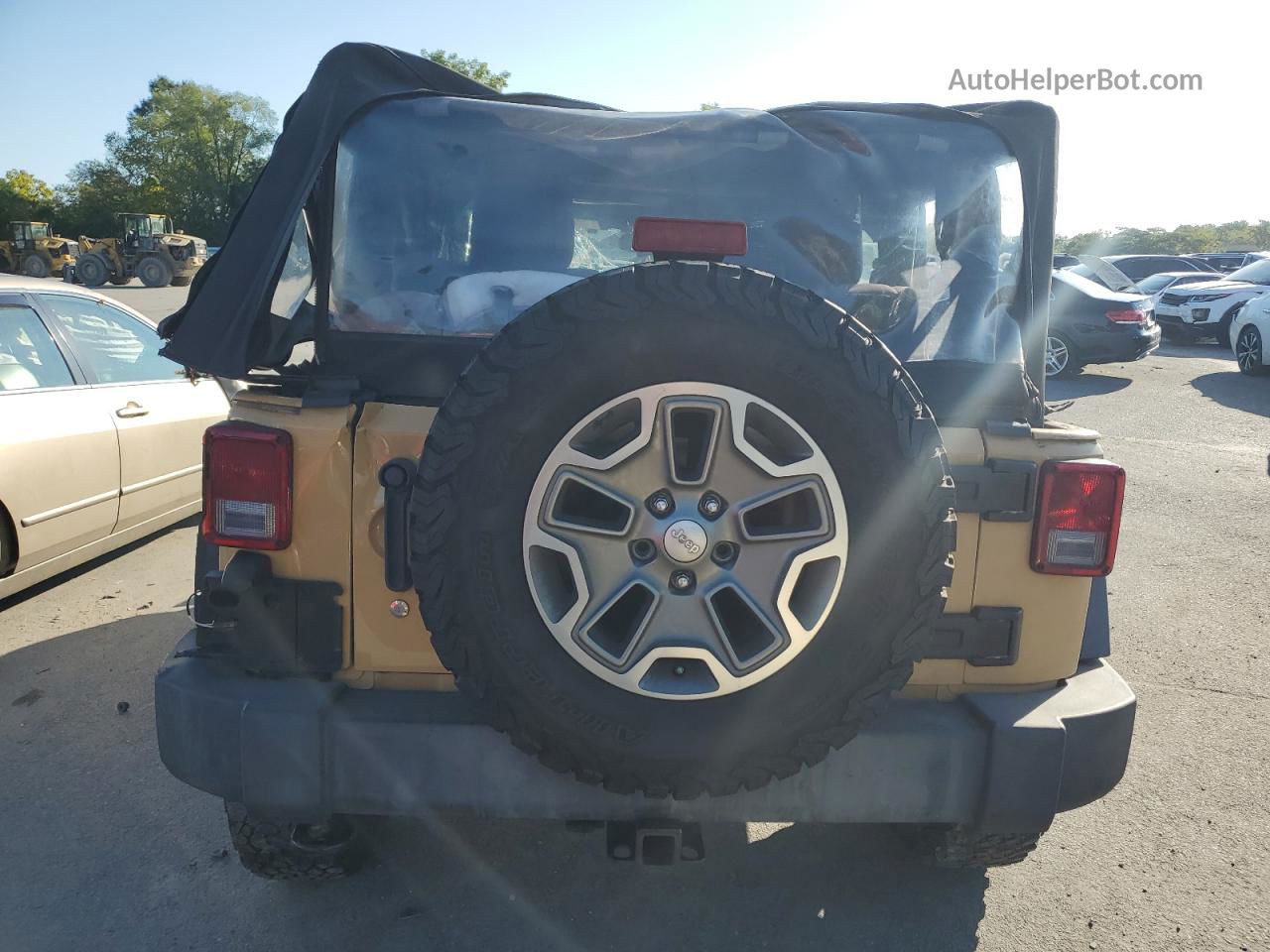 2014 Jeep Wrangler Rubicon Tan vin: 1C4BJWCG7EL117100