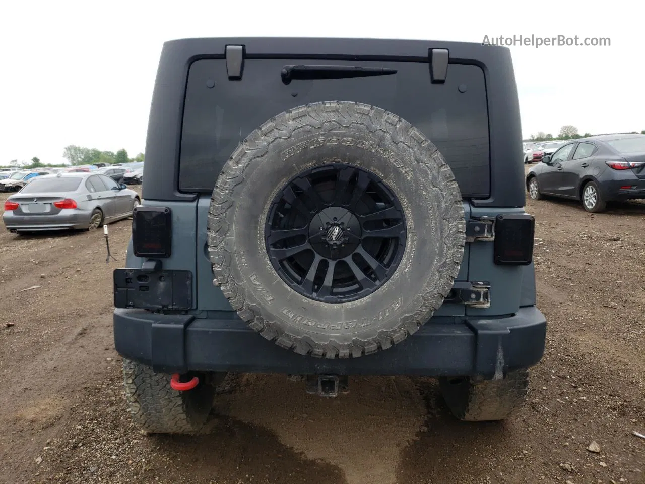 2014 Jeep Wrangler Unlimited Sport Silver vin: 1C4BJWDG0EL277303