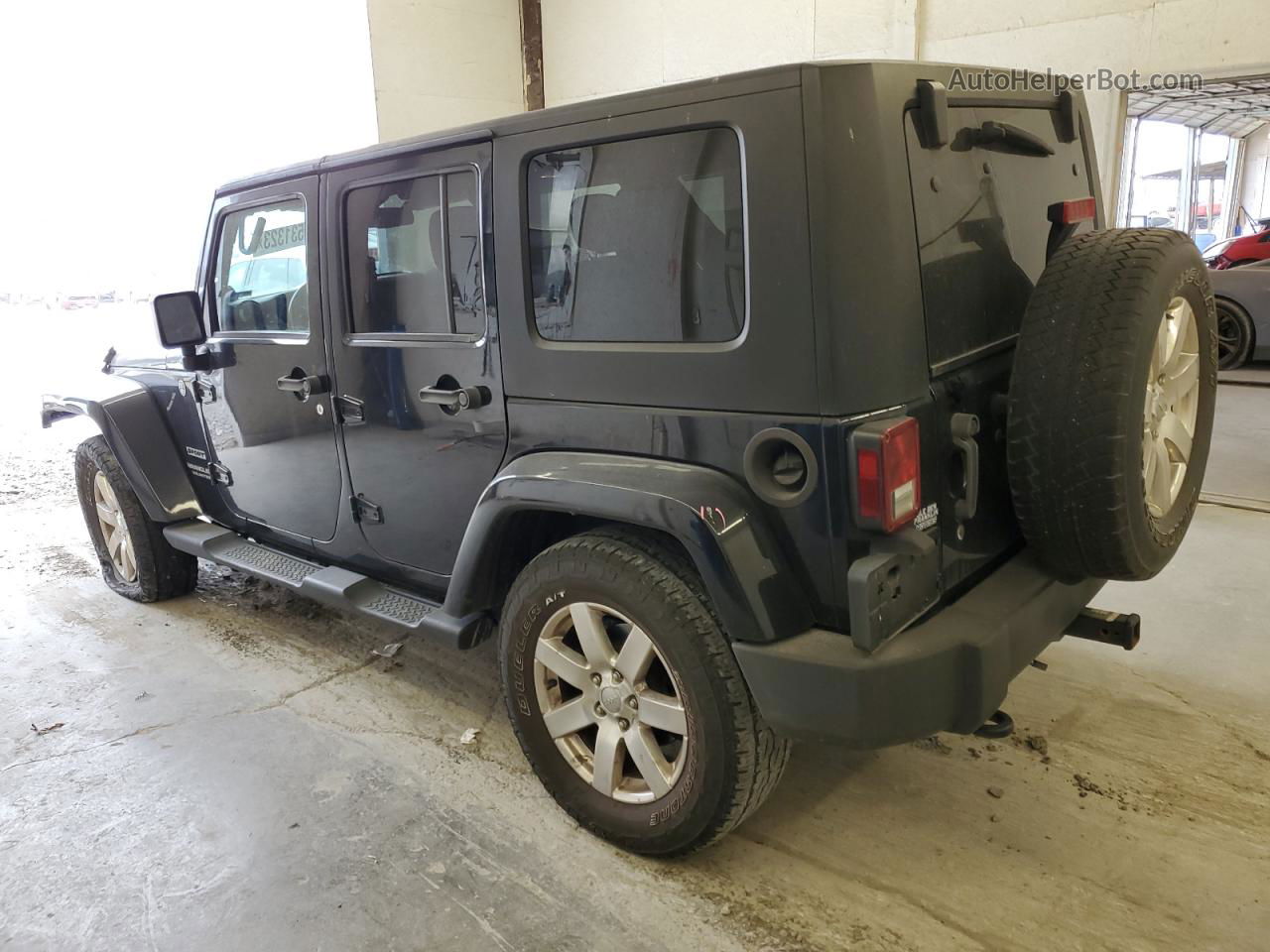 2014 Jeep Wrangler Unlimited Sport Black vin: 1C4BJWDG2EL115611