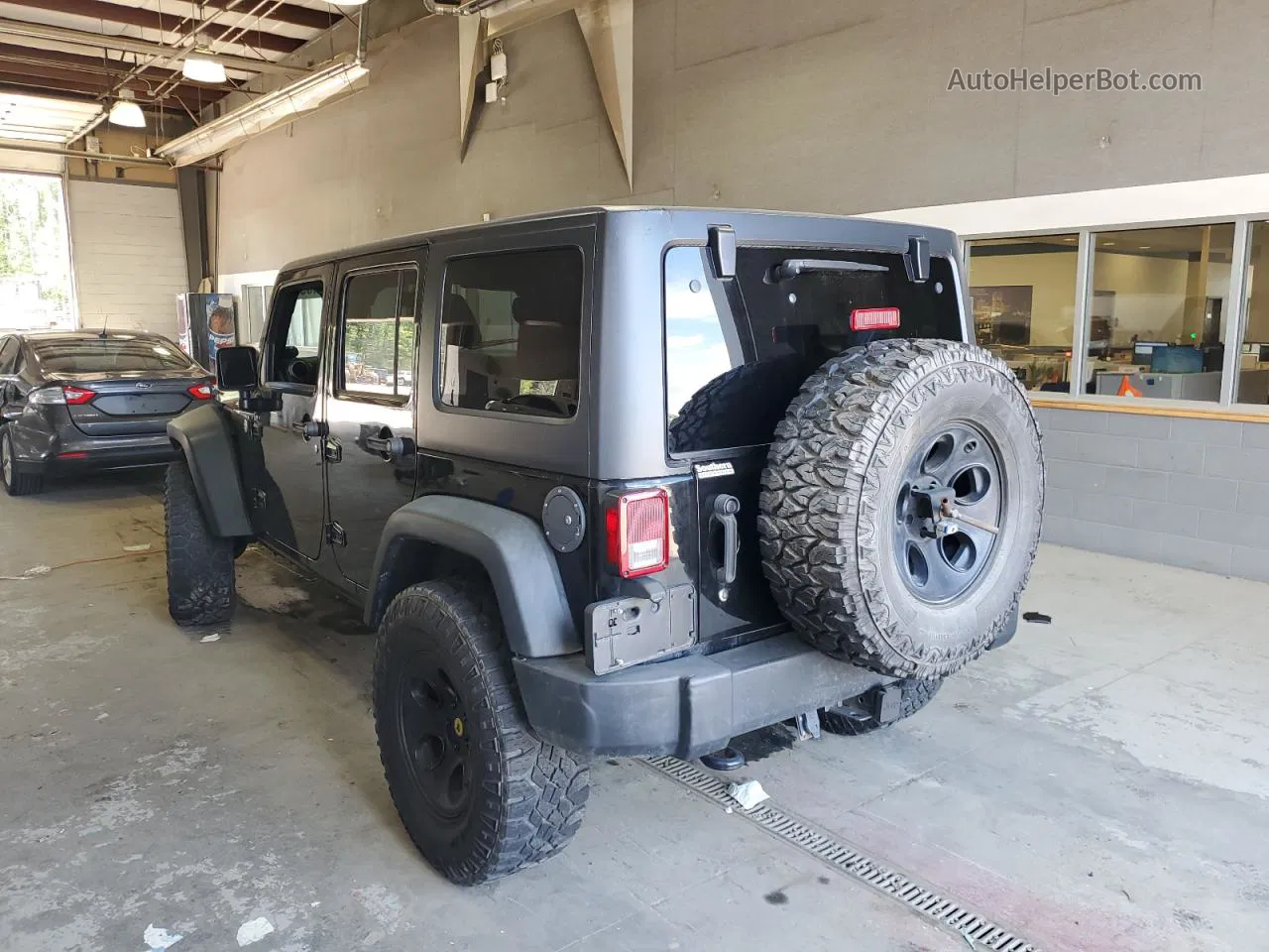 2014 Jeep Wrangler Unlimited Sport Black vin: 1C4BJWDG2EL123319