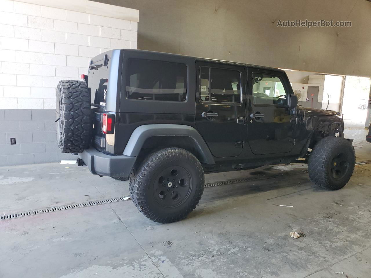 2014 Jeep Wrangler Unlimited Sport Black vin: 1C4BJWDG2EL123319