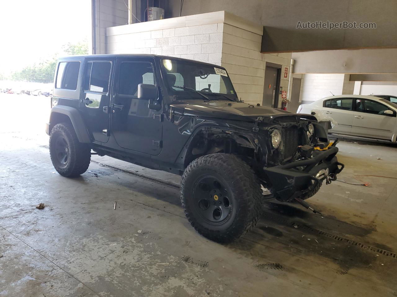 2014 Jeep Wrangler Unlimited Sport Black vin: 1C4BJWDG2EL123319