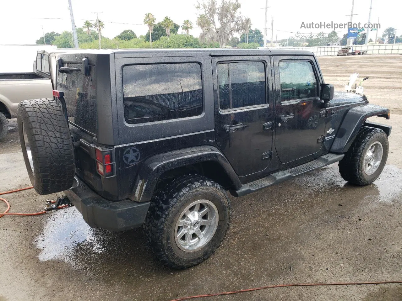 2014 Jeep Wrangler Unlimited Sport Black vin: 1C4BJWDG2EL179759