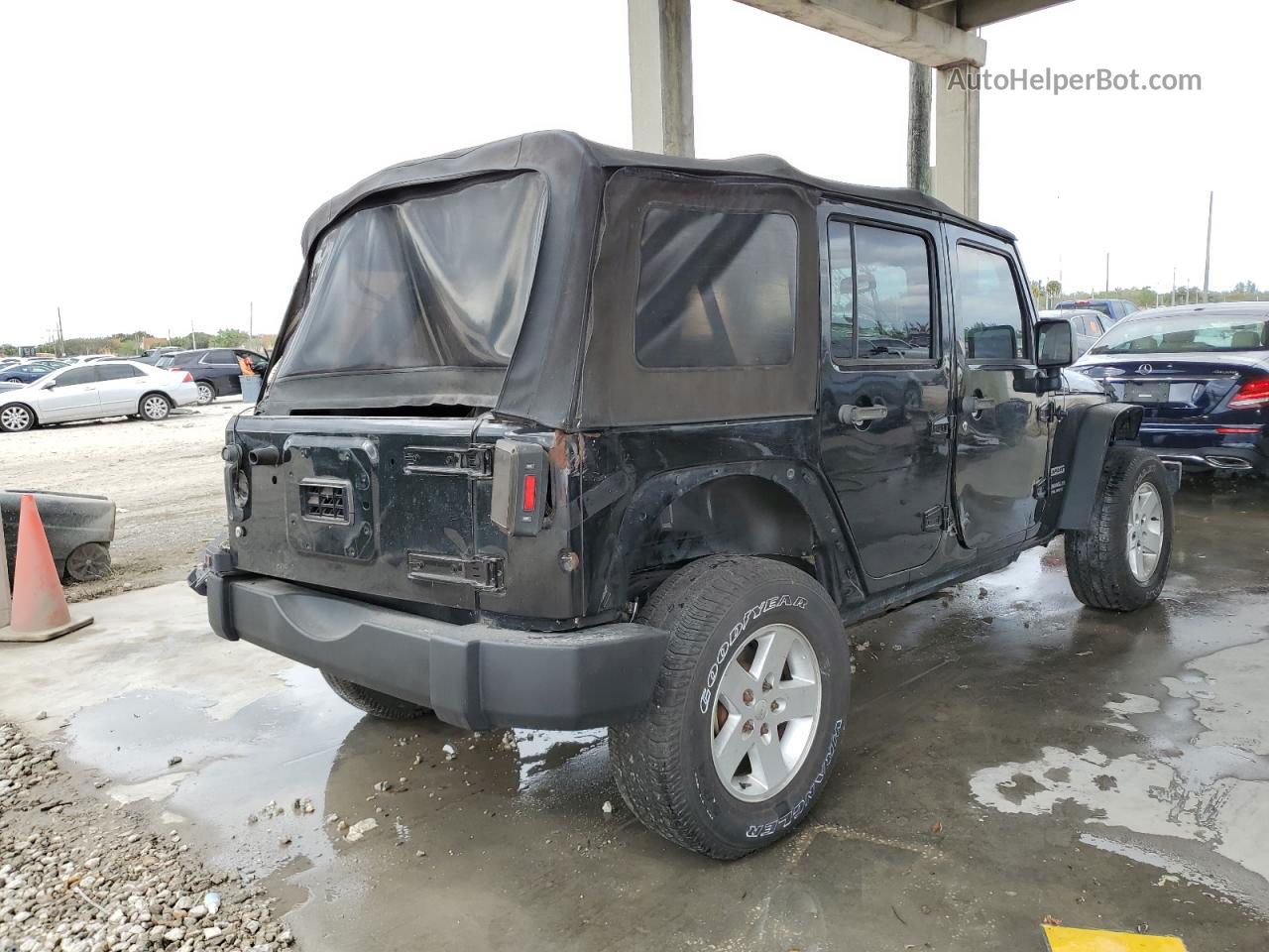 2017 Jeep Wrangler Unlimited Sport Black vin: 1C4BJWDG2HL674435