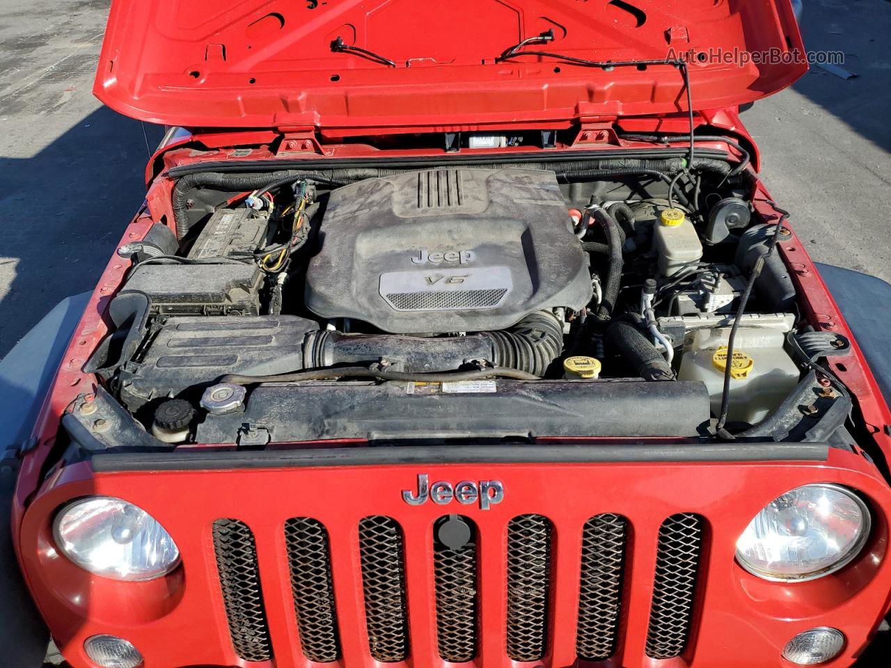 2014 Jeep Wrangler Unlimited Sport Red vin: 1C4BJWDG3EL144390