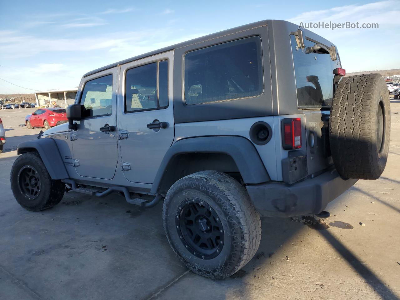 2014 Jeep Wrangler Unlimited Sport Silver vin: 1C4BJWDG3EL180029