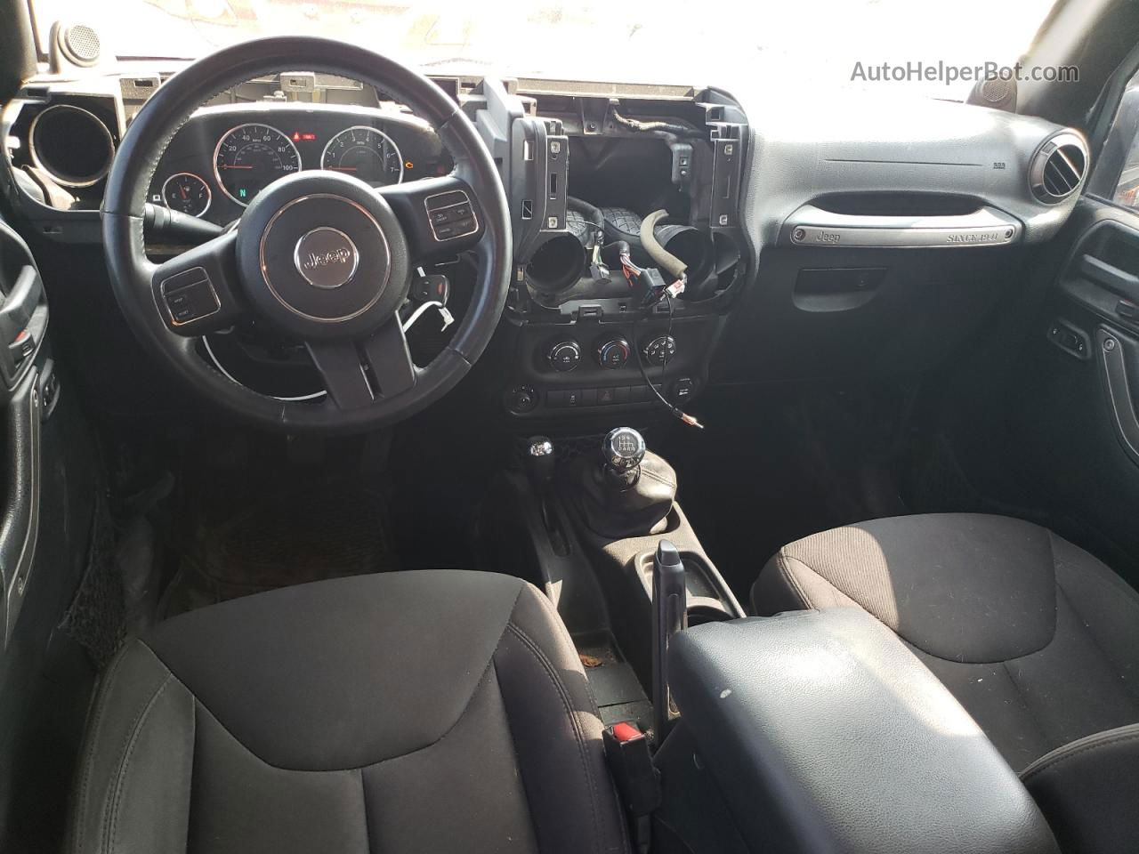 2014 Jeep Wrangler Unlimited Sport Черный vin: 1C4BJWDG3EL325750