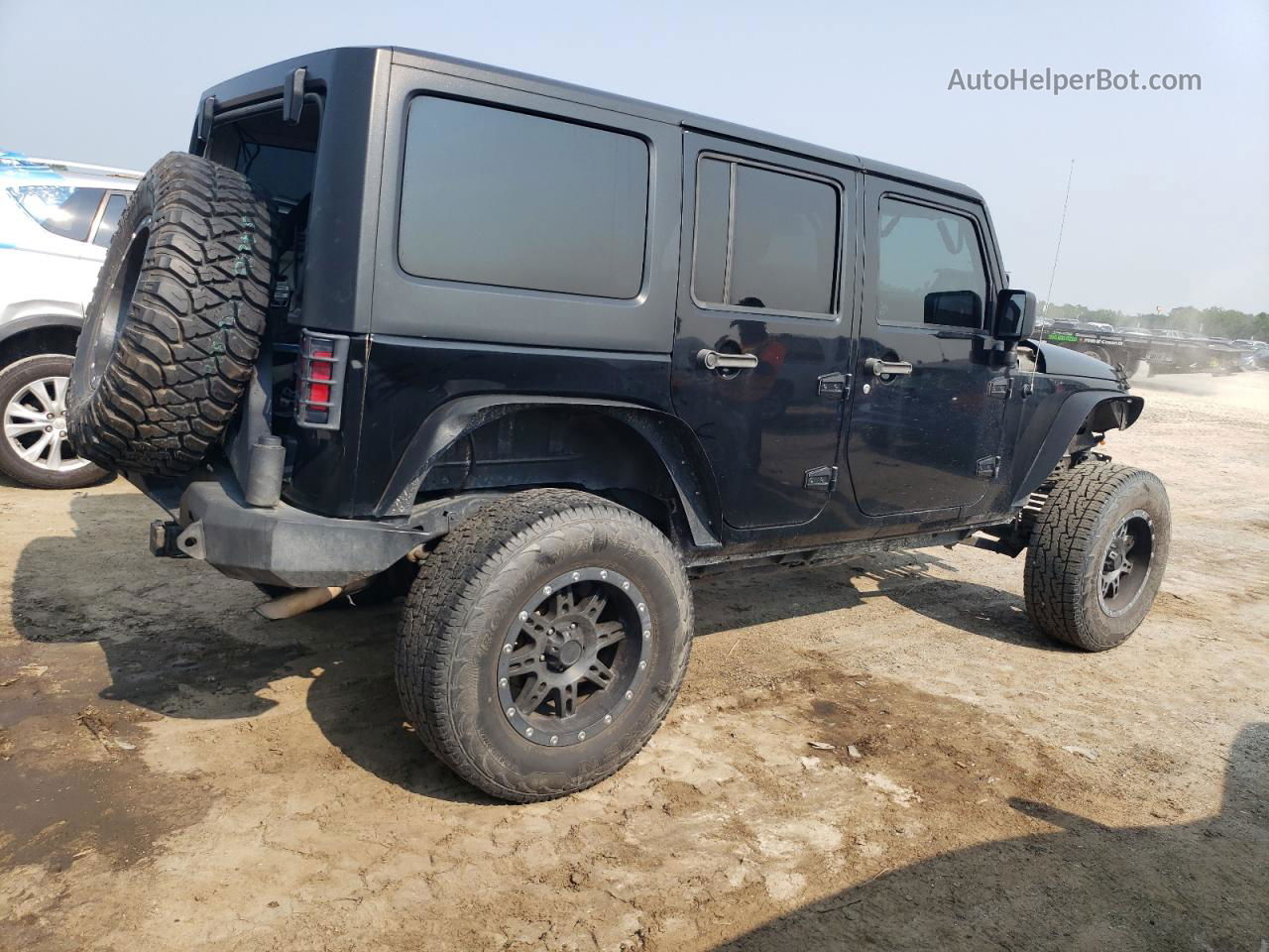 2014 Jeep Wrangler Unlimited Sport Black vin: 1C4BJWDG3EL325750