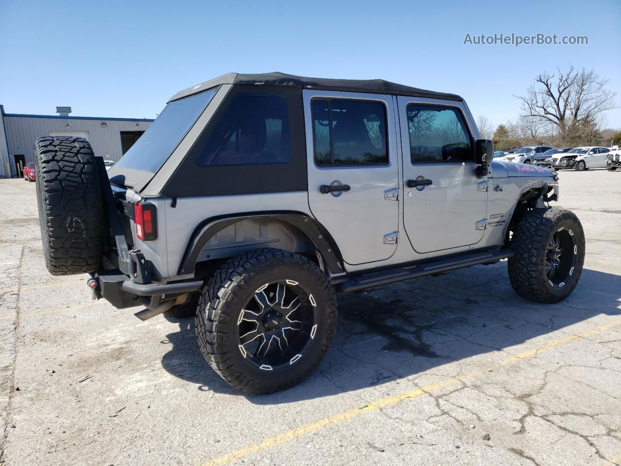 2014 Jeep Wrangler Unlimited Sport Gray vin: 1C4BJWDG3EL325943