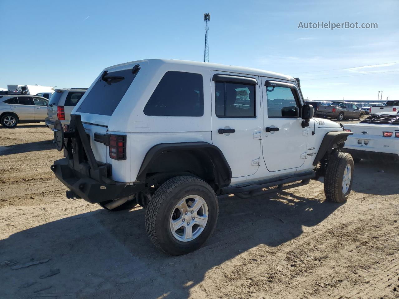 2014 Jeep Wrangler Unlimited Sport White vin: 1C4BJWDG4EL106599