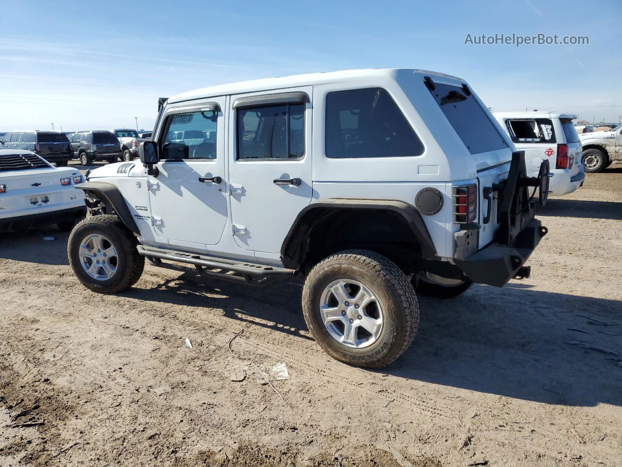 2014 Jeep Wrangler Unlimited Sport White vin: 1C4BJWDG4EL106599