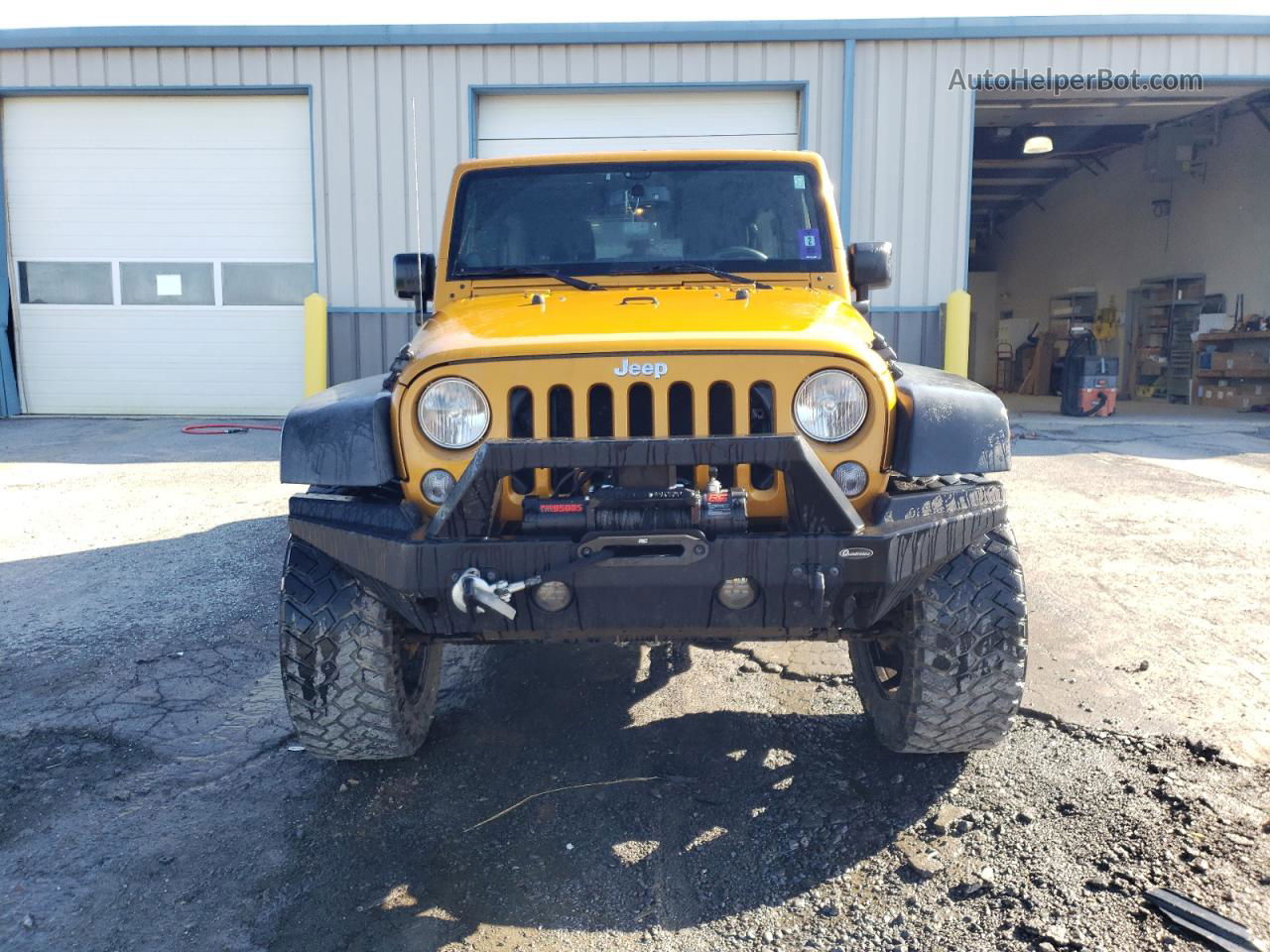 2014 Jeep Wrangler Unlimited Sport Gold vin: 1C4BJWDG5EL183515