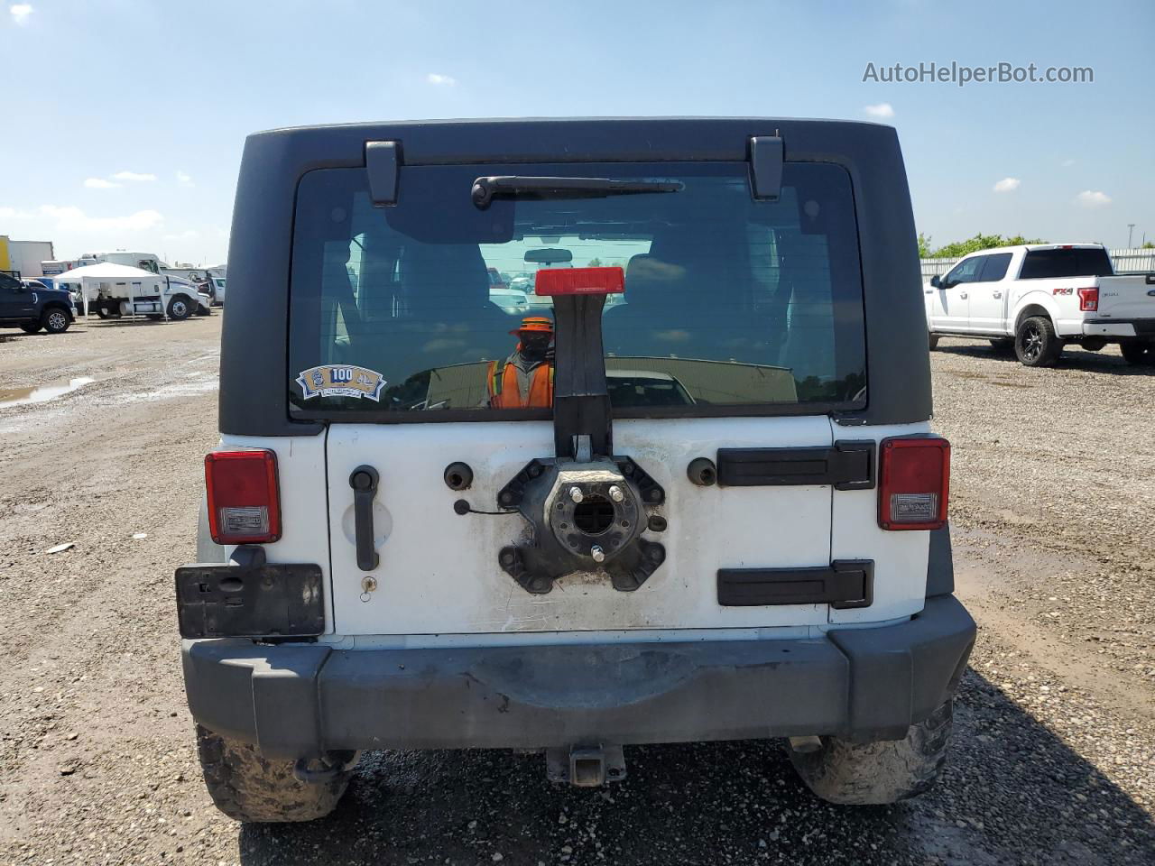 2014 Jeep Wrangler Unlimited Sport White vin: 1C4BJWDG7EL109979