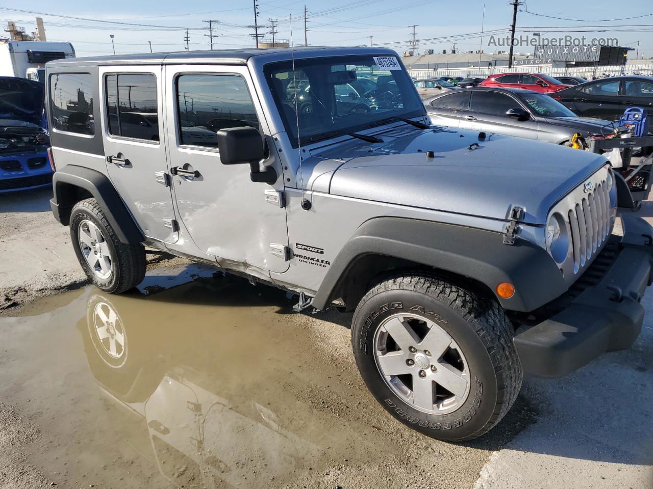 2014 Jeep Wrangler Unlimited Sport Silver vin: 1C4BJWDG7EL127530