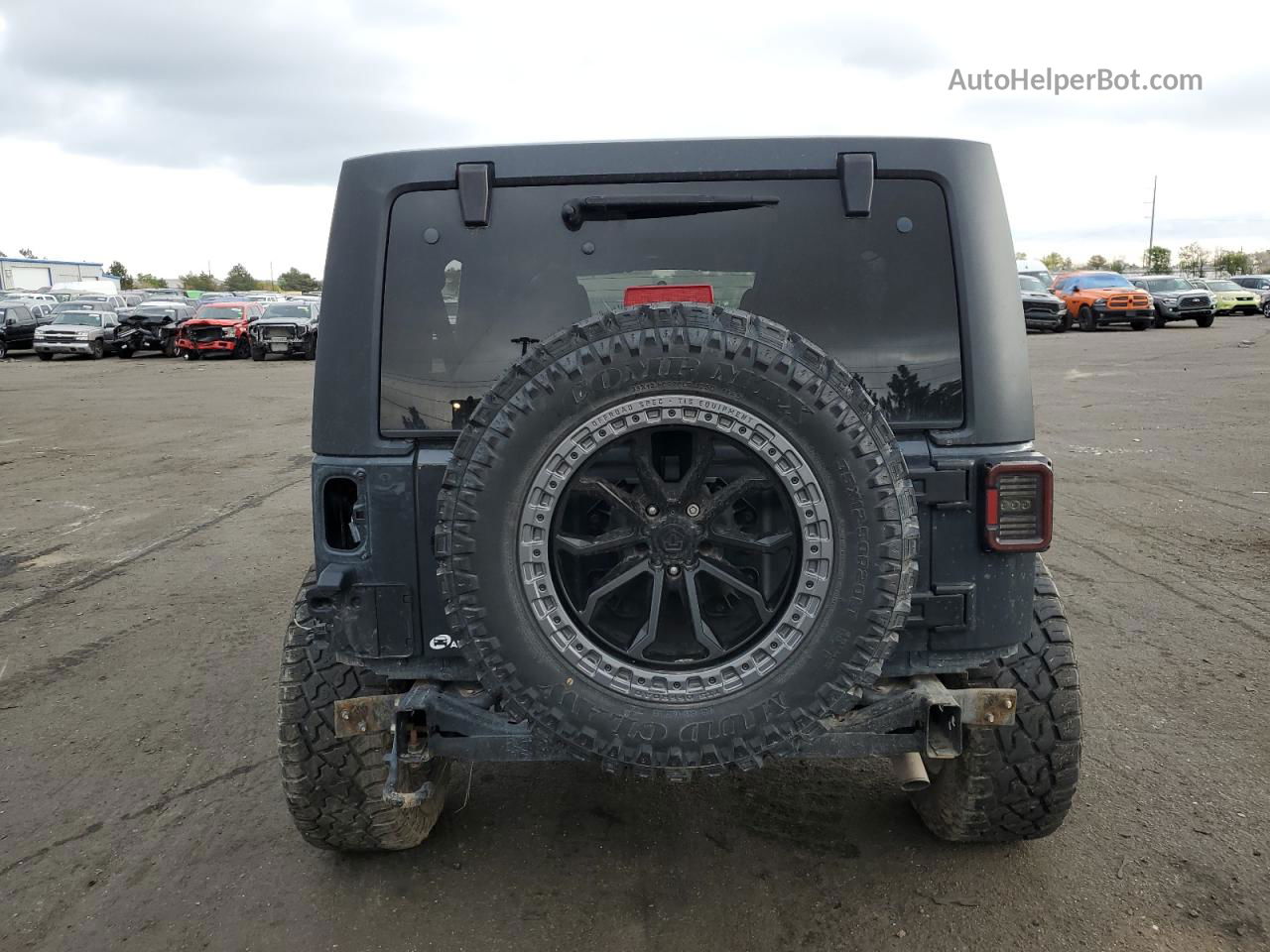 2017 Jeep Wrangler Unlimited Sport Silver vin: 1C4BJWDG7HL533960