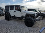 2014 Jeep Wrangler Unlimited Sport White vin: 1C4BJWDG8EL105956