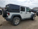 2014 Jeep Wrangler Unlimited Sport White vin: 1C4BJWDG8EL251838