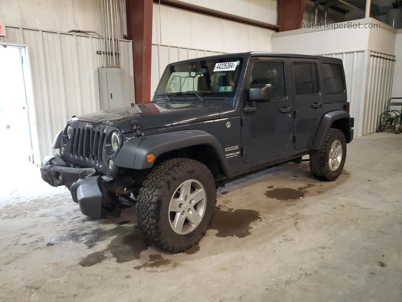 2017 Jeep Wrangler Unlimited Sport Gray vin: 1C4BJWDG9HL638094