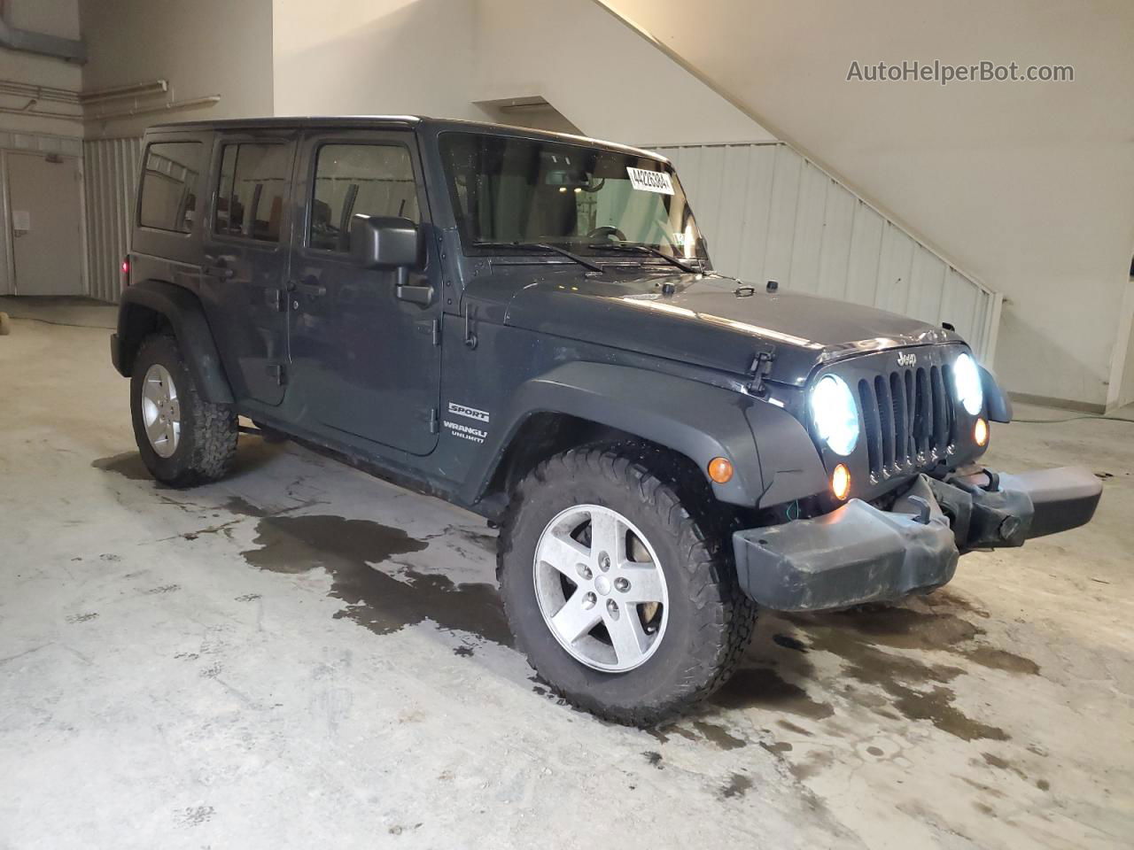 2017 Jeep Wrangler Unlimited Sport Gray vin: 1C4BJWDG9HL638094