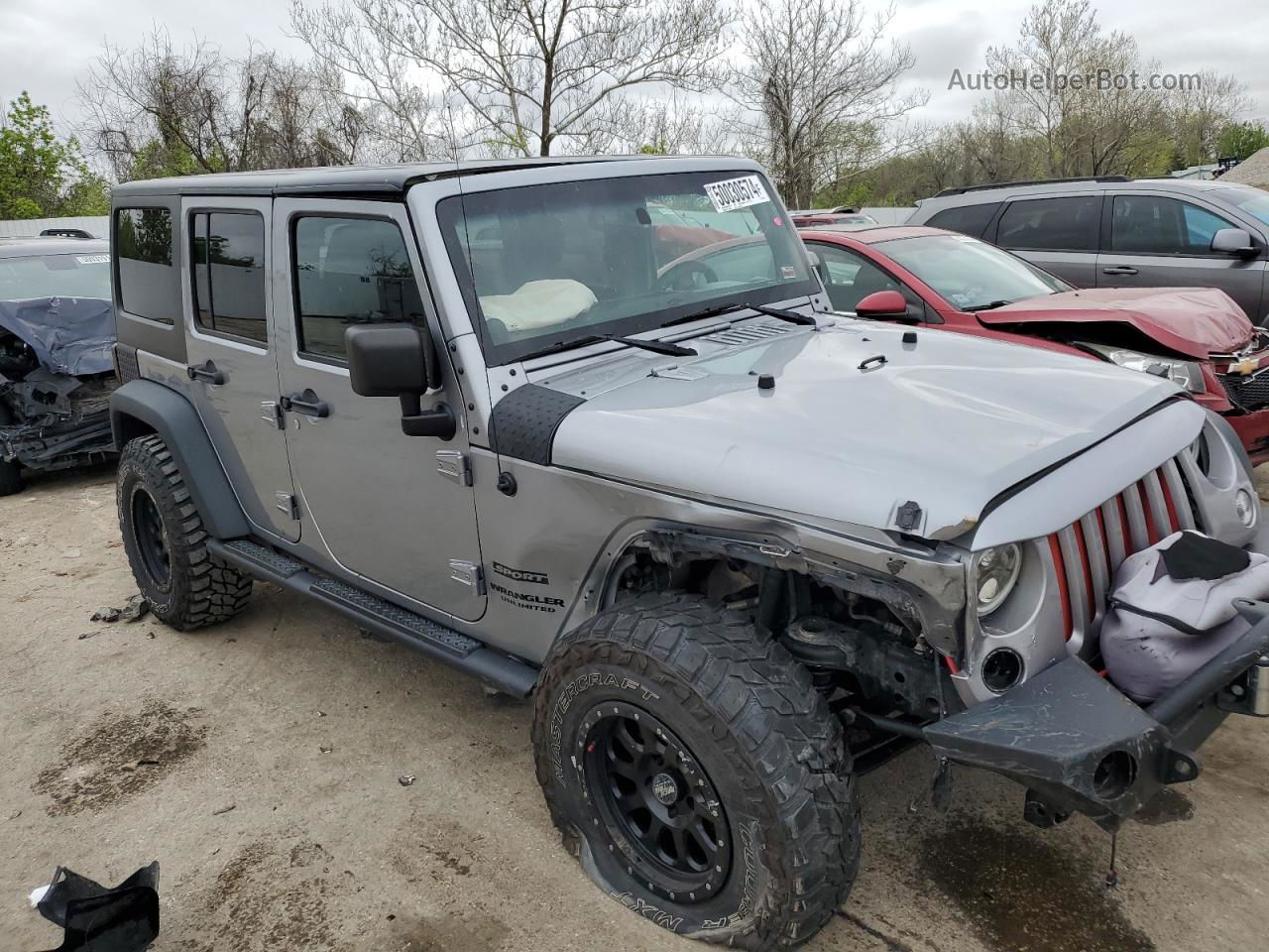 2014 Jeep Wrangler Unlimited Sport Silver vin: 1C4BJWDGXEL129949