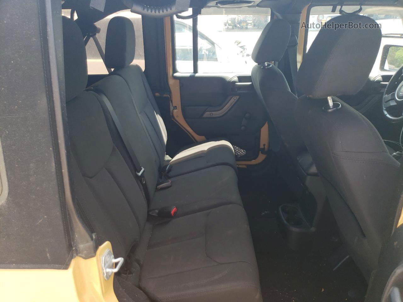 2014 Jeep Wrangler Unlimited Sport Cream vin: 1C4BJWDGXEL229906