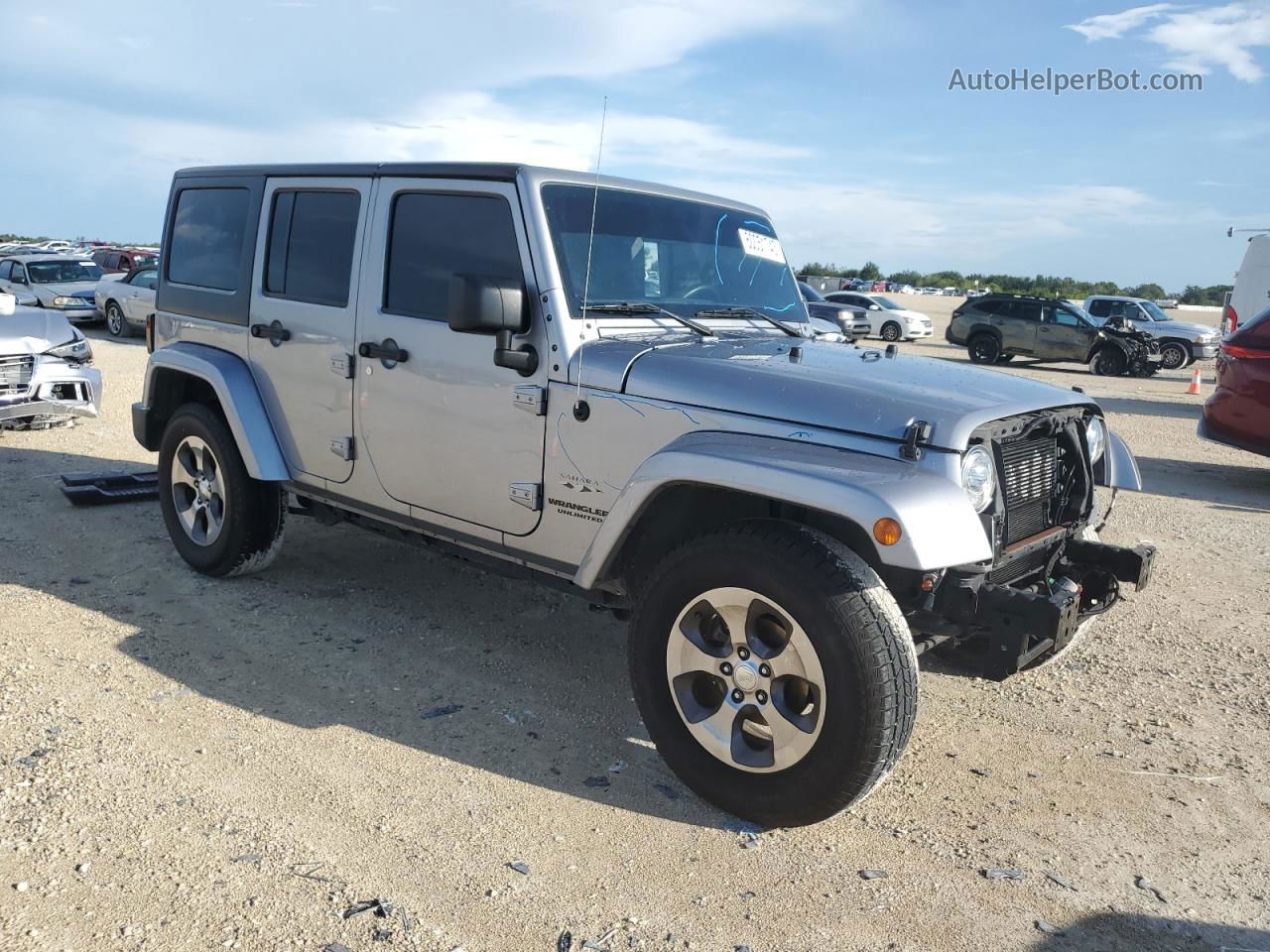 2017 Jeep Wrangler Unlimited Sahara Silver vin: 1C4BJWEG0HL732587