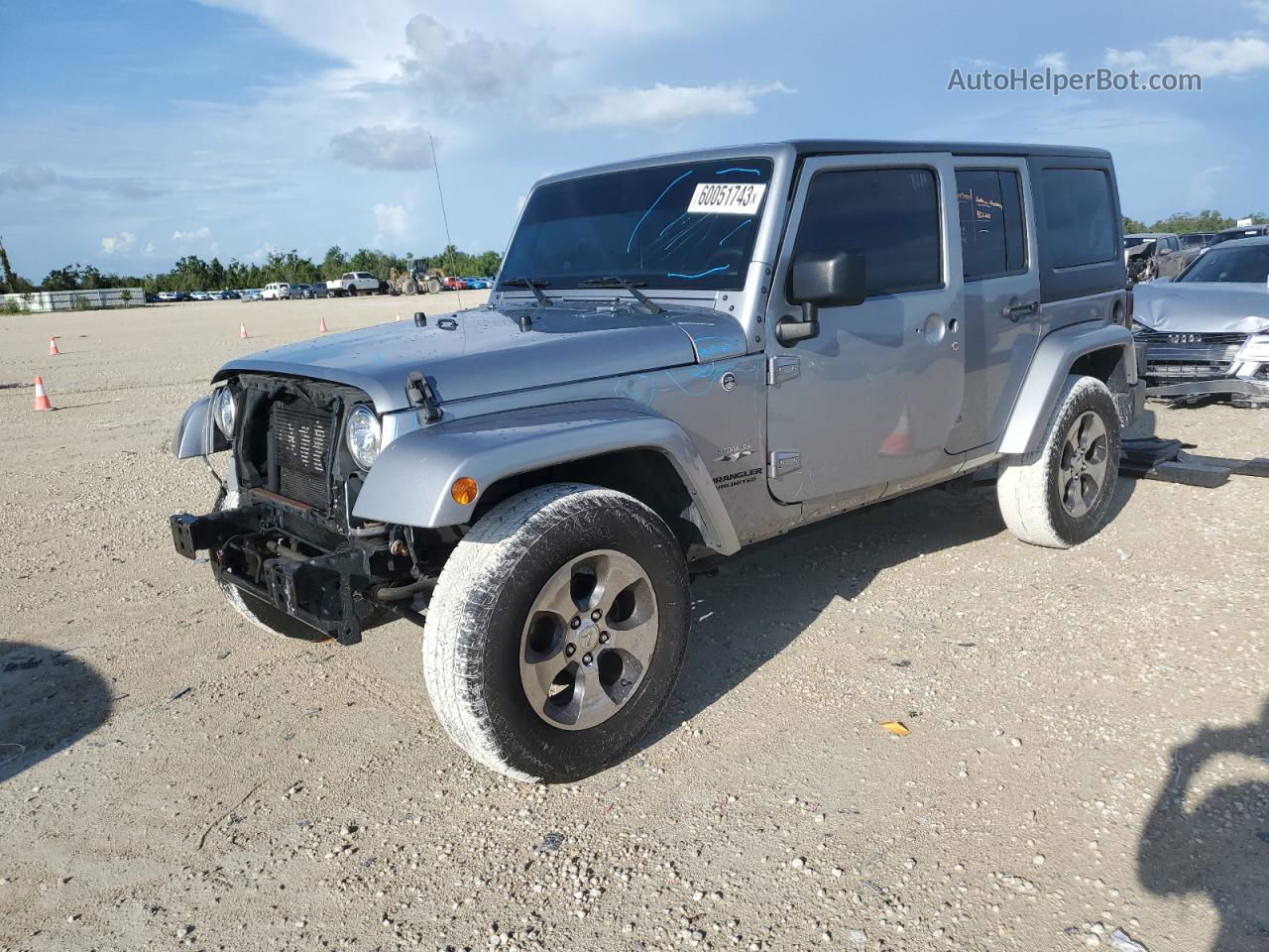 2017 Jeep Wrangler Unlimited Sahara Silver vin: 1C4BJWEG0HL732587