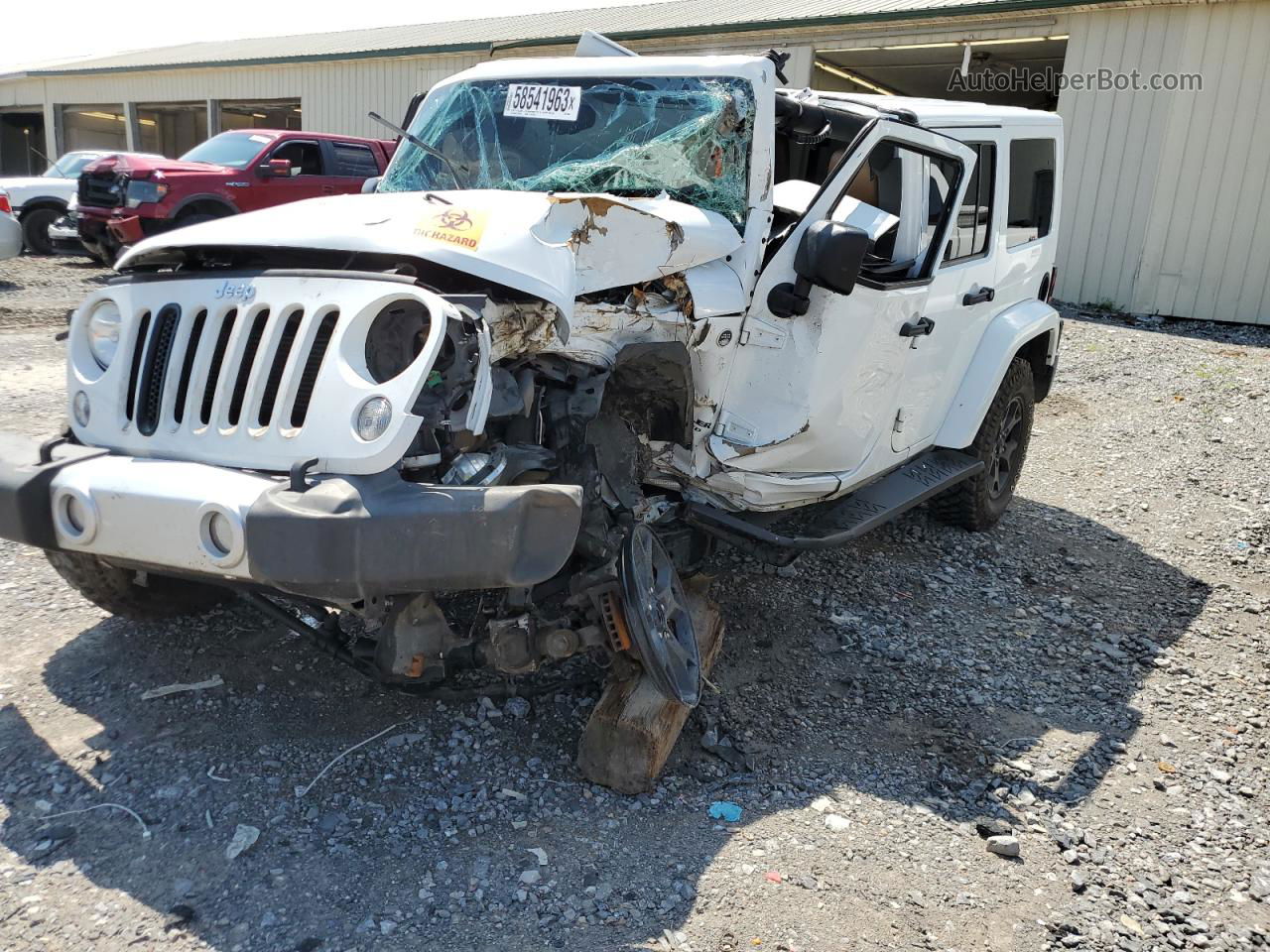 2014 Jeep Wrangler Unlimited Sahara White vin: 1C4BJWEG2EL212466