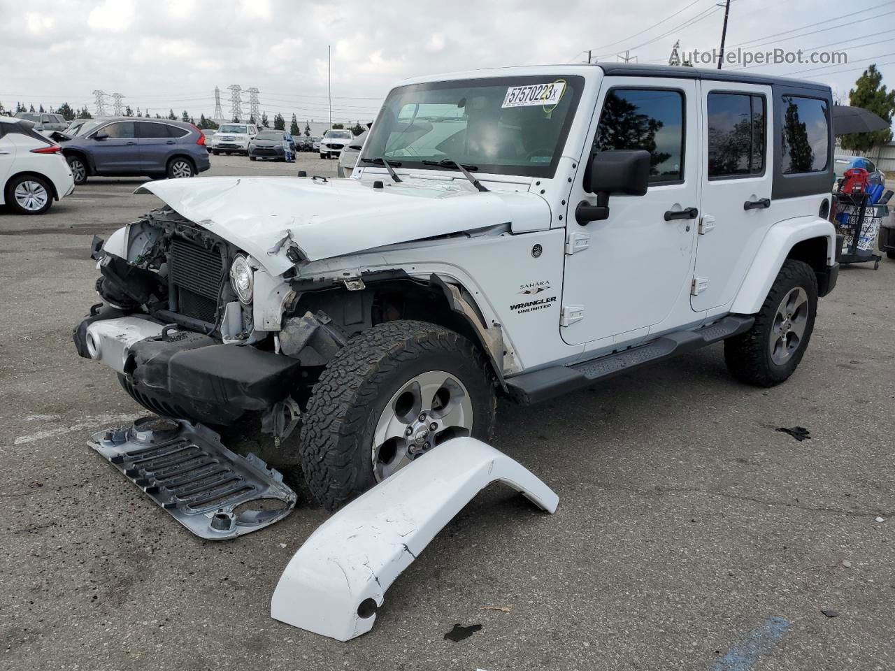 2017 Jeep Wrangler Unlimited Sahara White vin: 1C4BJWEG2HL552933