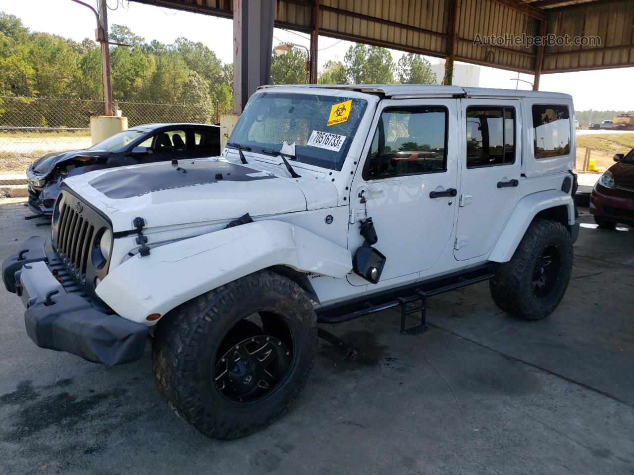 2014 Jeep Wrangler Unlimited Sahara White vin: 1C4BJWEG3EL320675