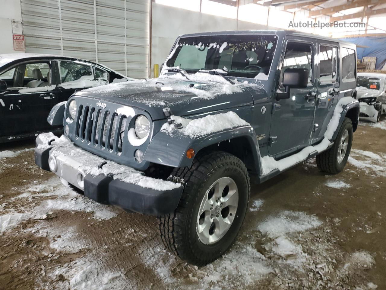 2014 Jeep Wrangler Unlimited Sahara Gray vin: 1C4BJWEG4EL309443