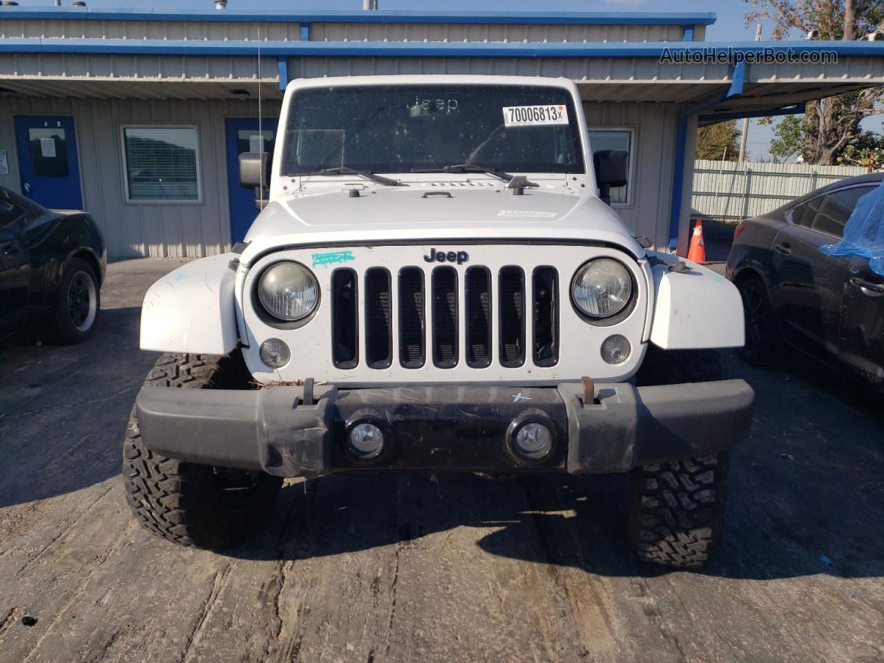 2014 Jeep Wrangler Unlimited Sahara White vin: 1C4BJWEG7EL182123