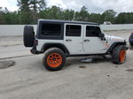 2014 Jeep Wrangler Unlimited Sahara White vin: 1C4BJWEG7EL310733