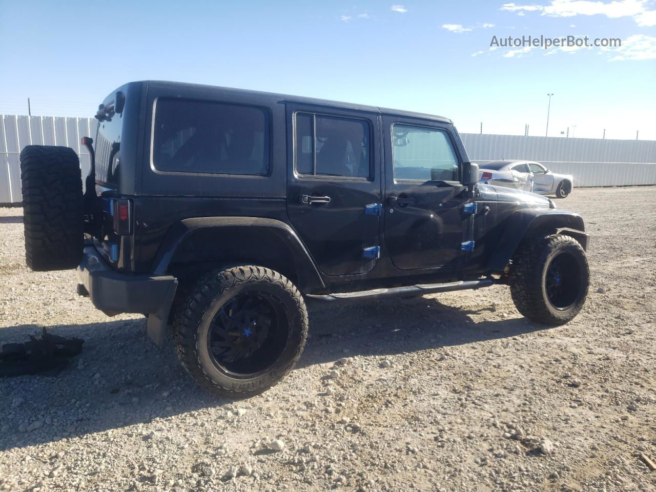 2014 Jeep Wrangler Unlimited Sahara Black vin: 1C4BJWEG8EL126059