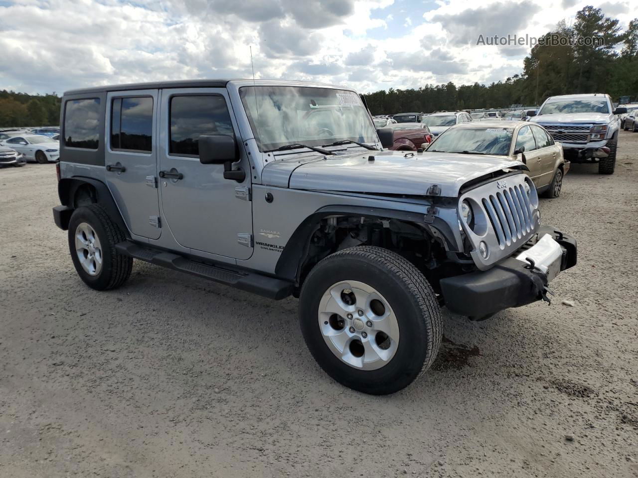 2014 Jeep Wrangler Unlimited Sahara Gray vin: 1C4BJWEG8EL165833