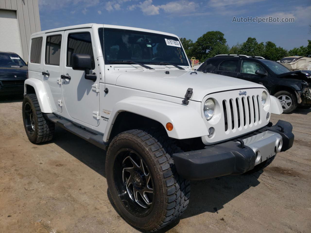 2014 Jeep Wrangler Unlimited Sahara White vin: 1C4BJWEG9EL186576