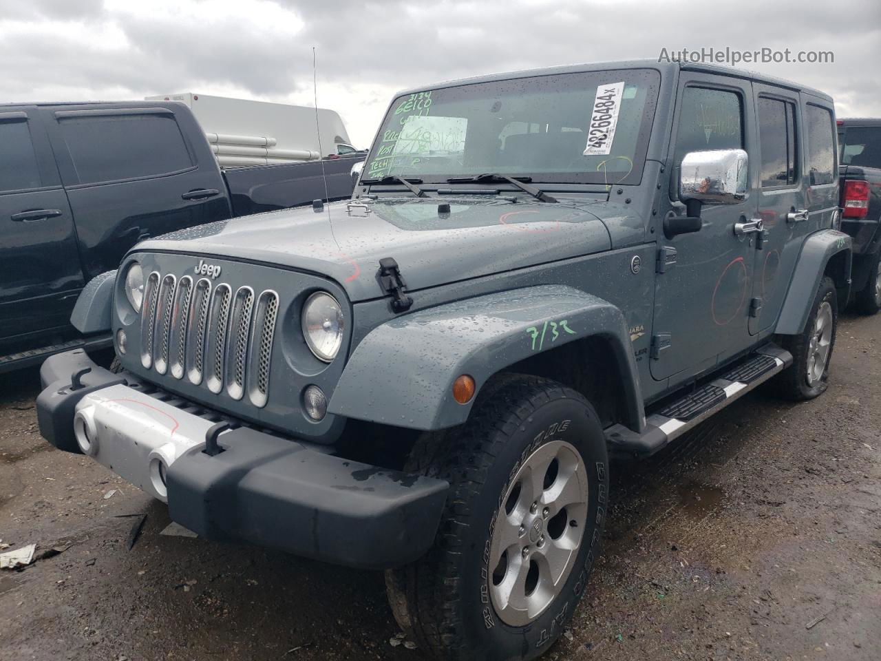 2014 Jeep Wrangler Unlimited Sahara Gray vin: 1C4BJWEG9EL273278